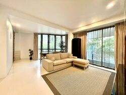 Emily Residence (D9), Apartment #560292051